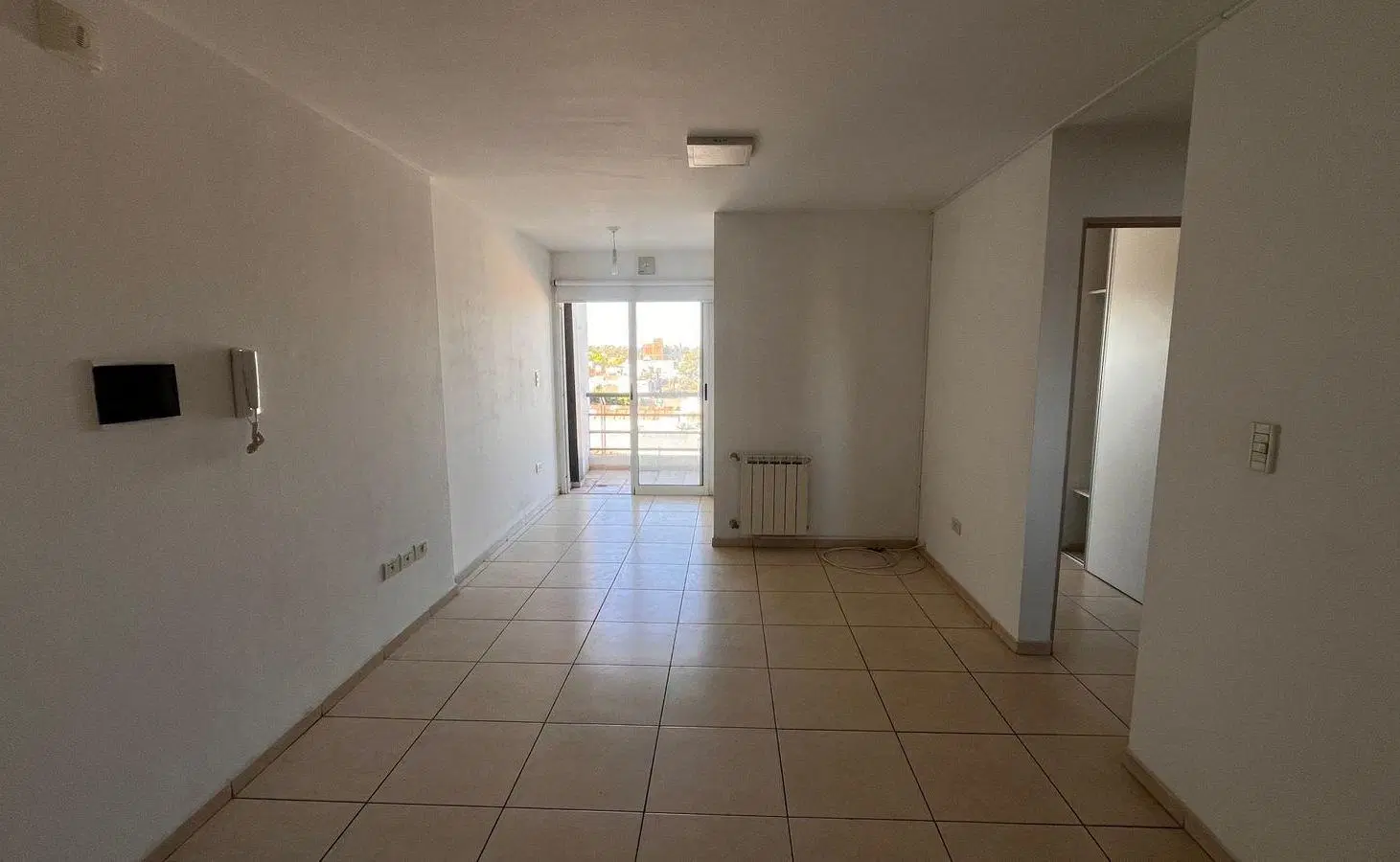 Departamento 1 dormitorio con balcón - B° General Paz 3