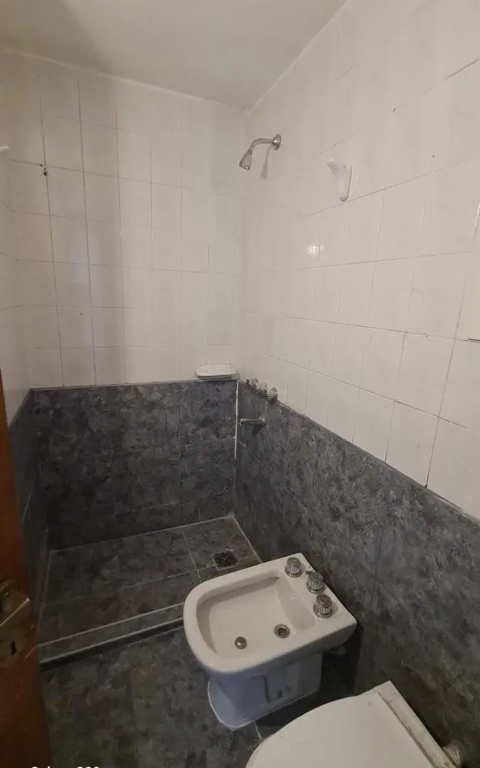 Departamento 1 dormitorio con patio. 4