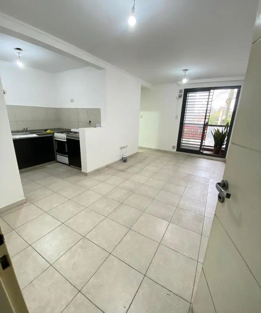 Departamento 1 dormitorio con balcón 2