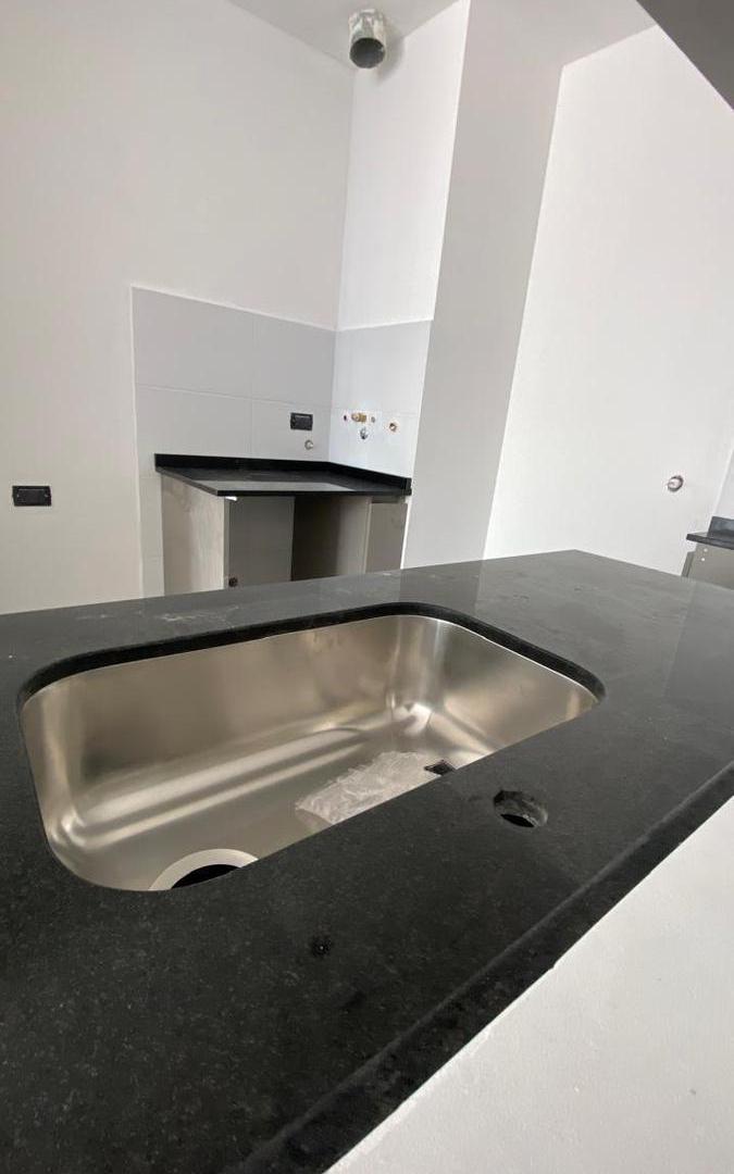 Foto de Departamento 1 dormitorio a estrenar con balcón en B° General Paz, imagen 4