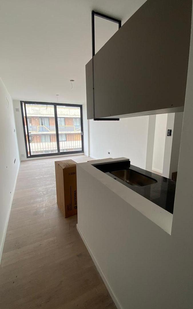 Foto de Departamento 1 dormitorio a estrenar con balcón en B° General Paz, imagen 2