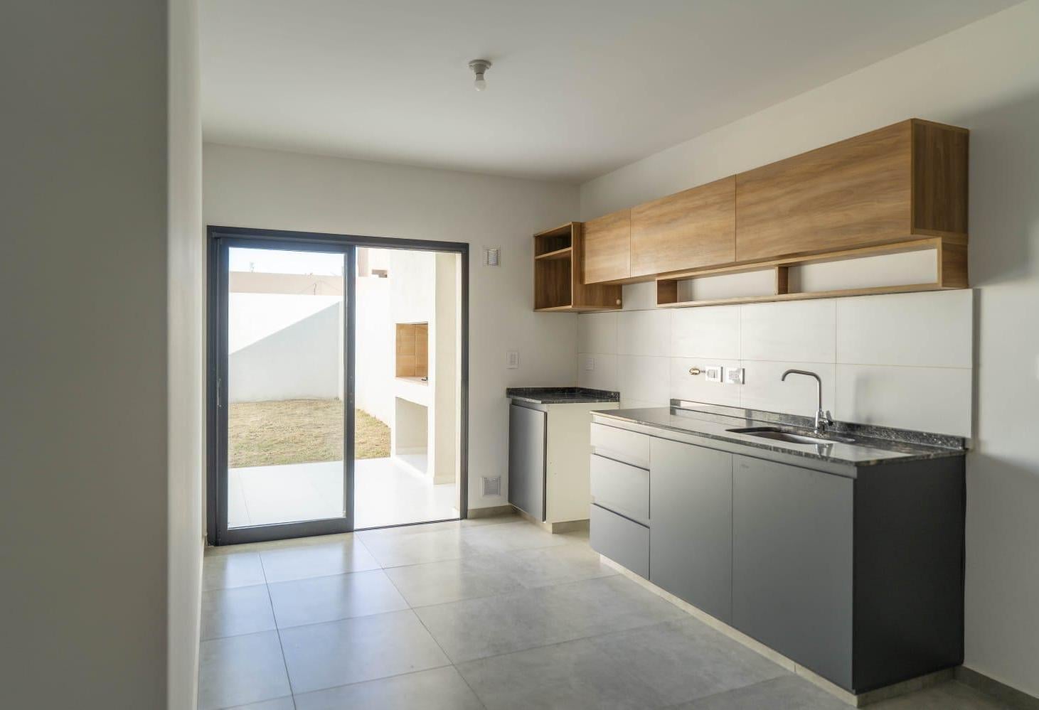 Foto de DUPLEX EN VENTA 2 DORMITORIOS EN DOCTA, imagen 3