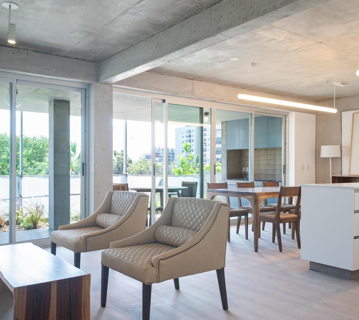 Venta Departamentos en Pozo Excelente Ubicación Zona Flores 2