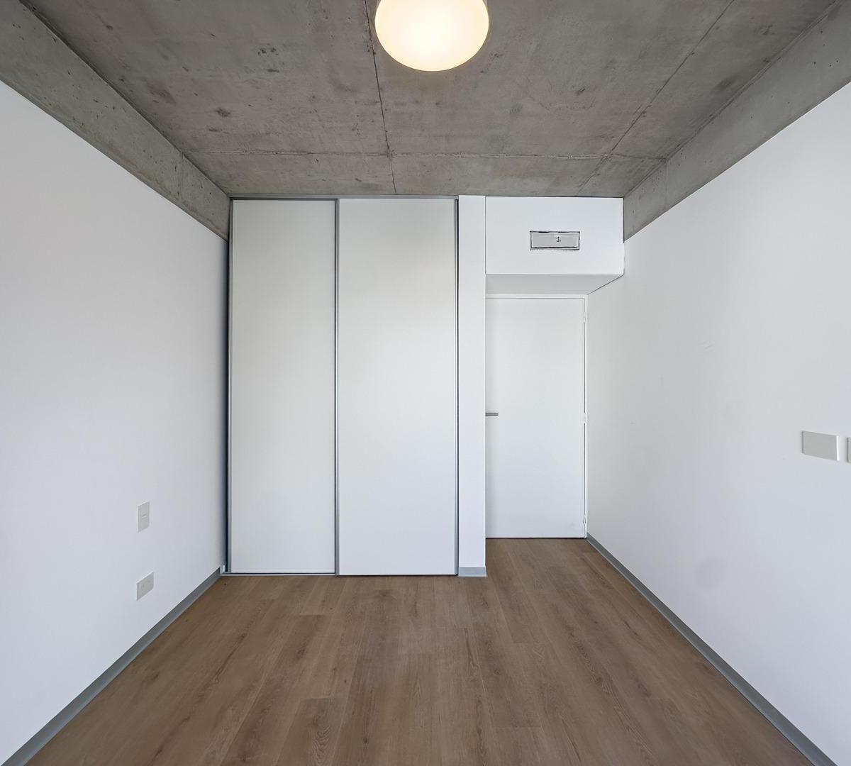 Venta Departamentos en Pozo Excelente Ubicación Zona Flores 3