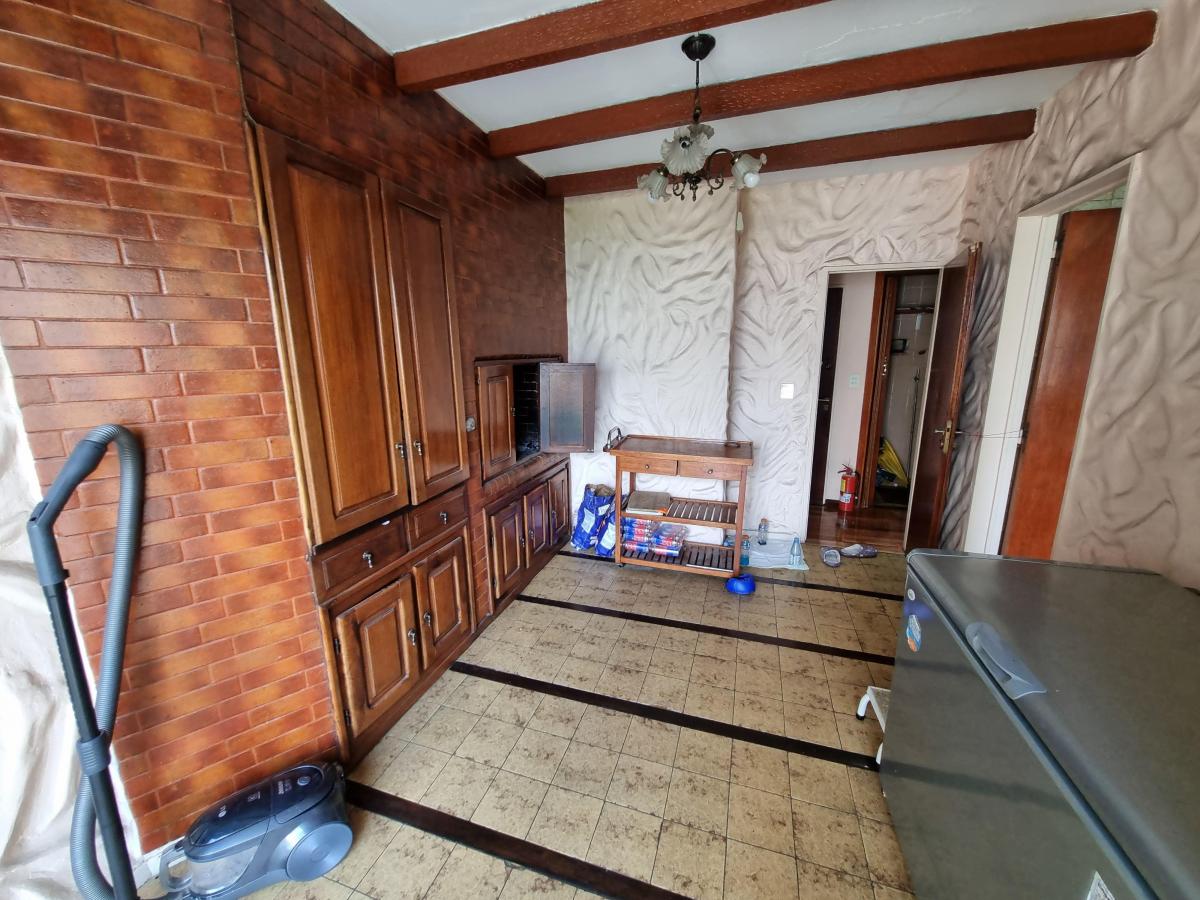 Vende Amplio y Hermoso Departamento Flores 1