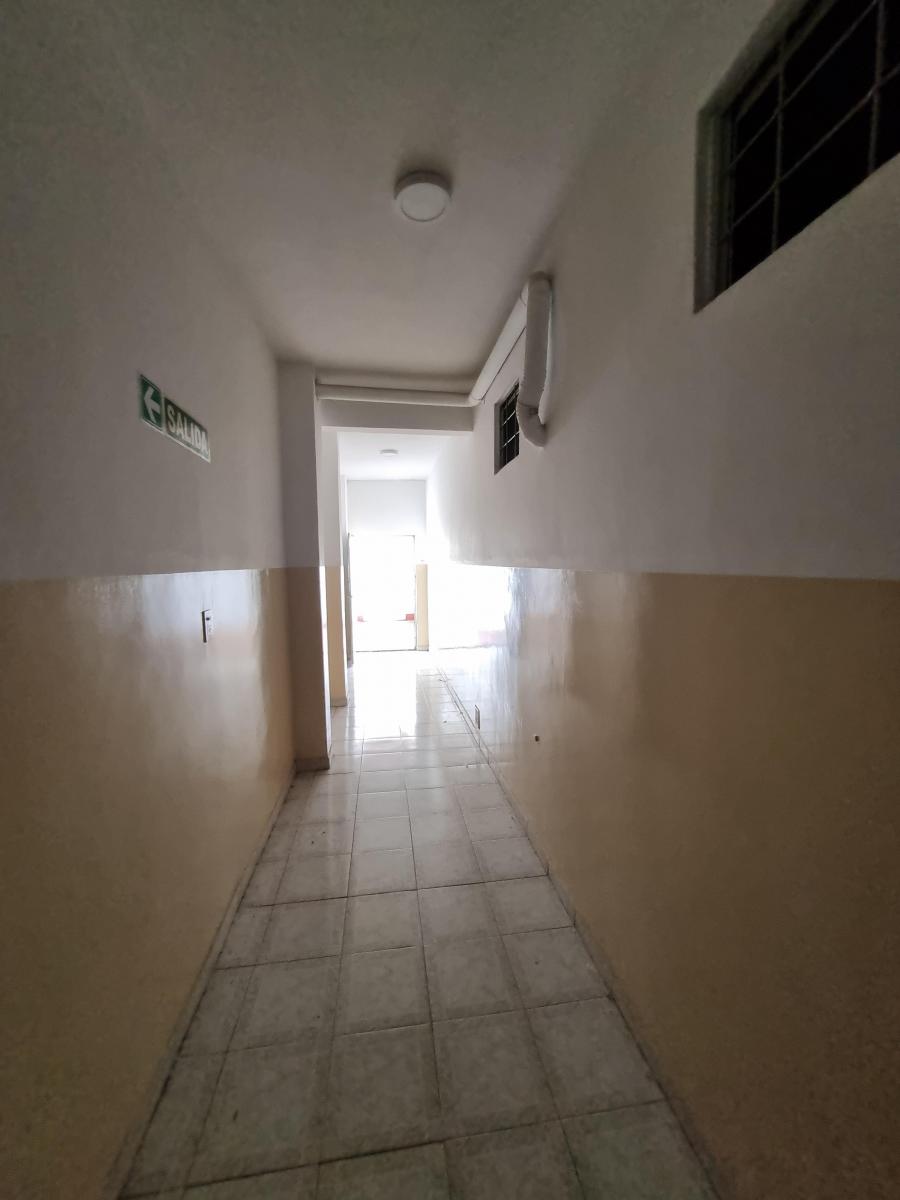 Foto de Vende amplio Deposito / Galpon con Vivienda, imagen 5
