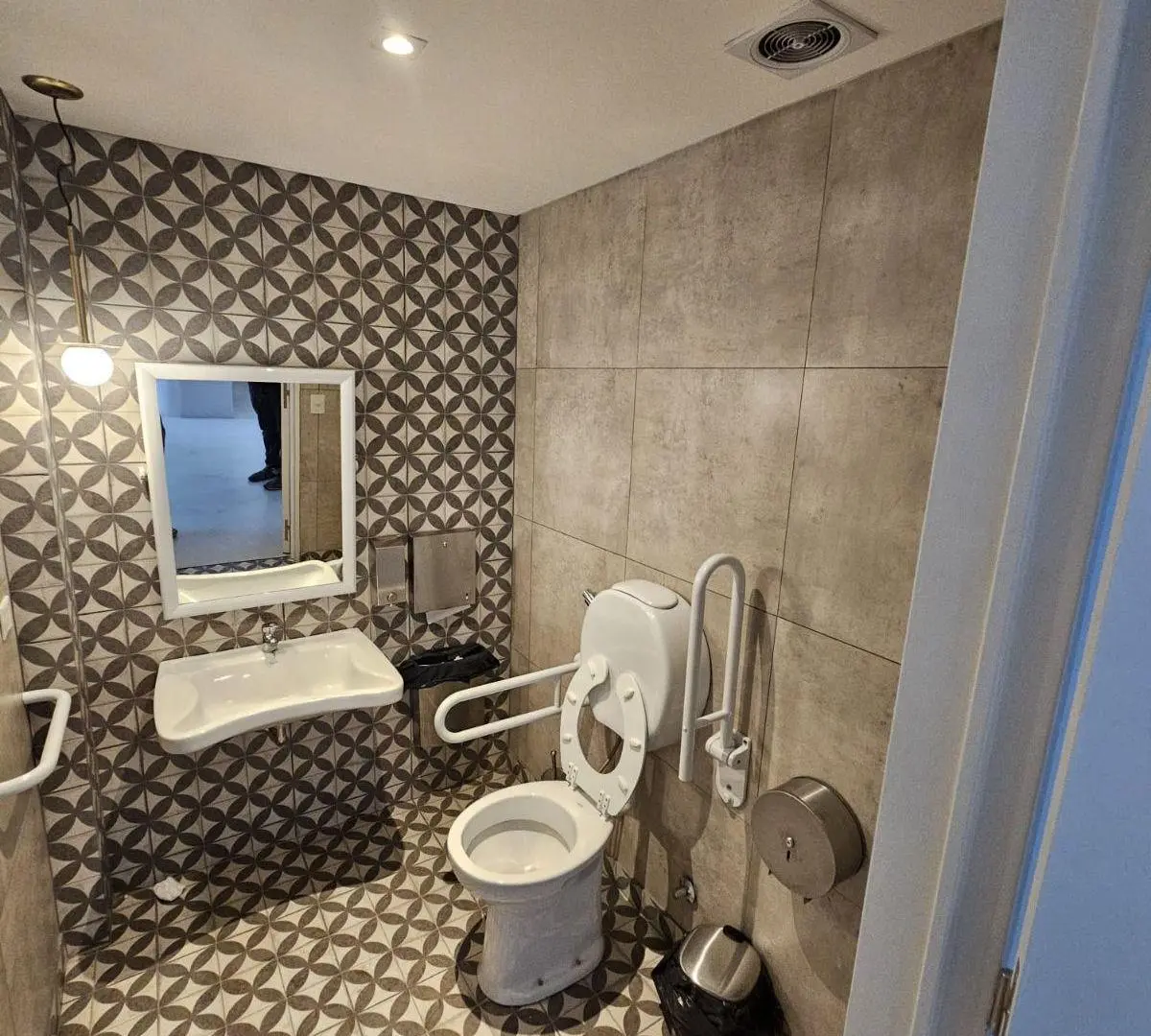 Local comercial de 120 m² en venta en Palermo Nuevo 5