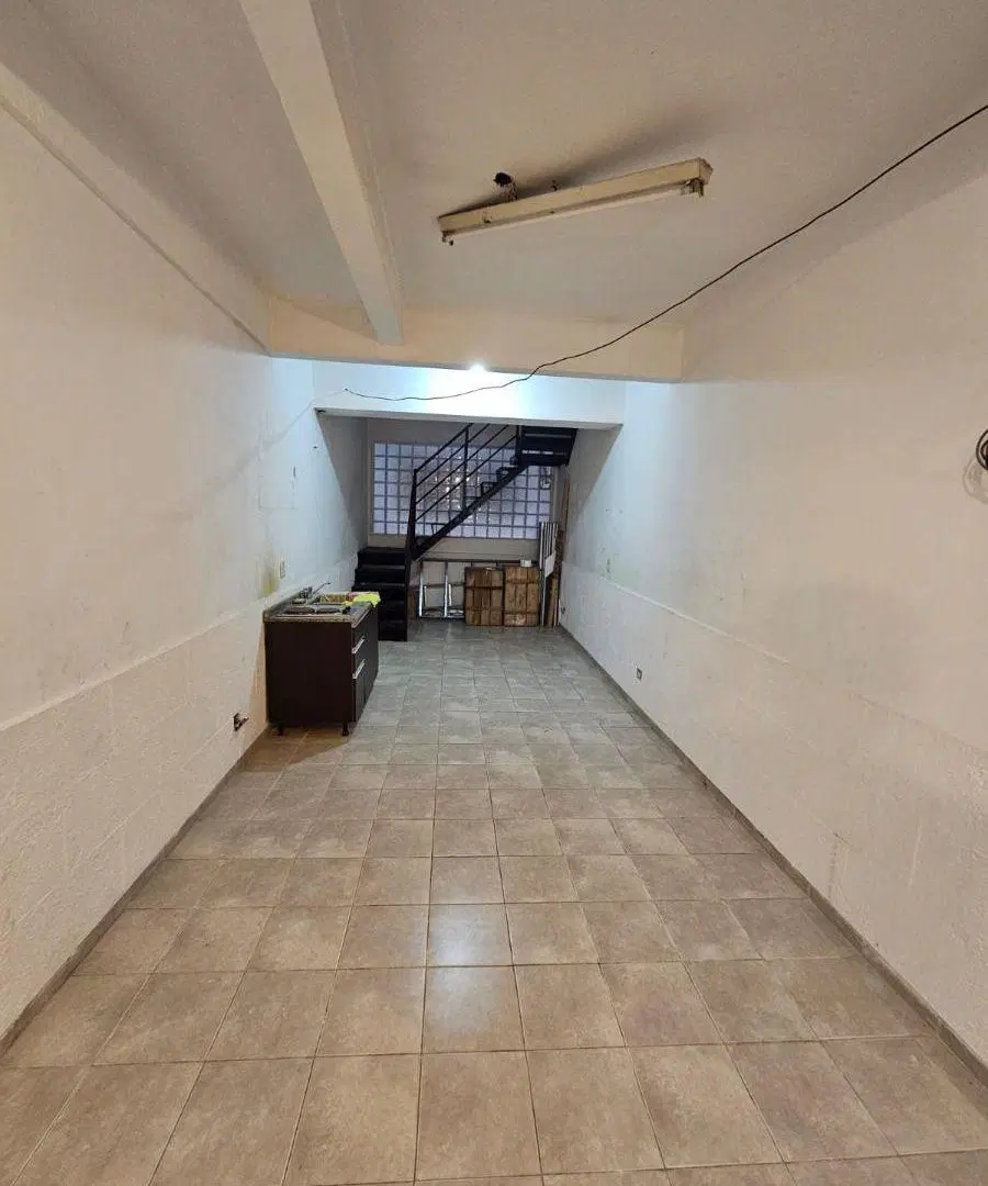 Se Alquila Local Comercial En La Zona De Centro (san Nicolas) 5