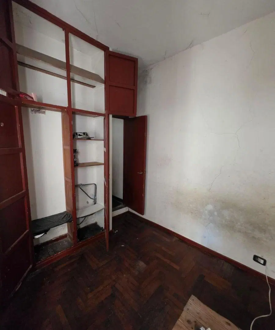 Se Vende Local Comercial Con Vivienda En Parque Chacabuco 8