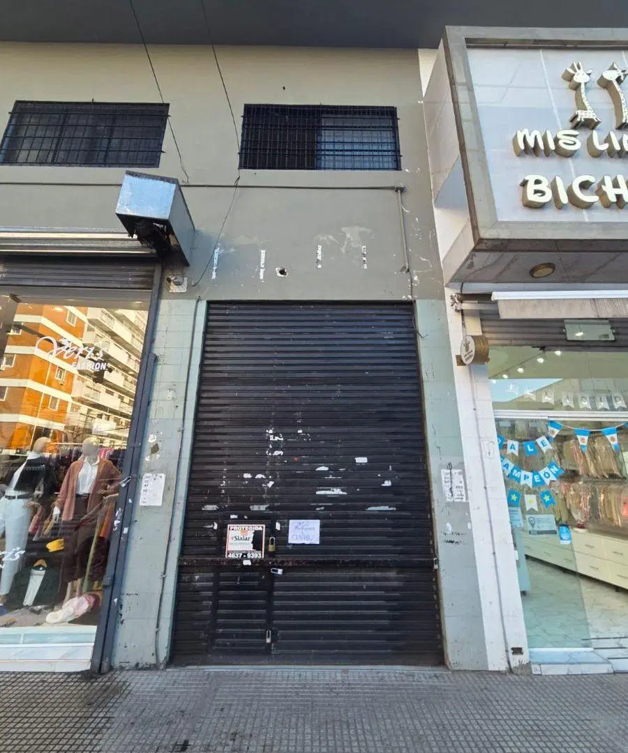 Se Alquila Local Comercial En La Zona De Flores 1