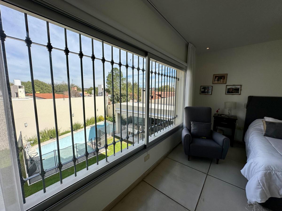 Espectacular Inmueble - 4 Dorm - Excelente Entorno 4