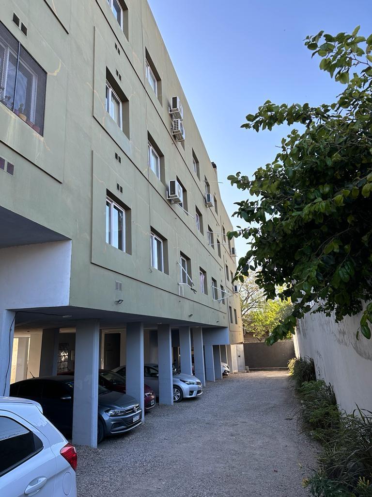 VENTA 1 DORM CON COCHERA APTO CREDITO BARRIO PUEYRREDON