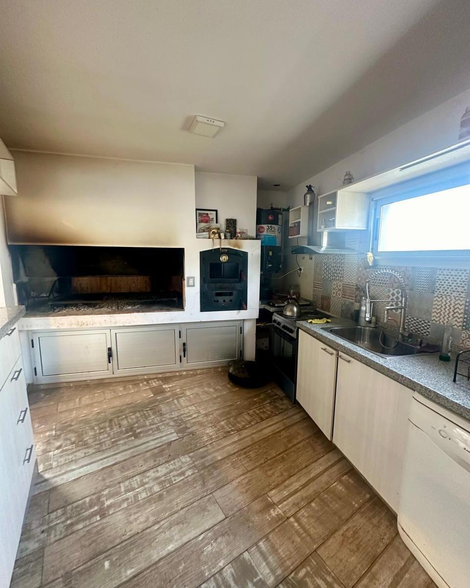 Foto de CASA EN SIERRA NUEVA MENDIOLAZA, MODERNA, AMPLIA Y FUNCIONAL., imagen 2