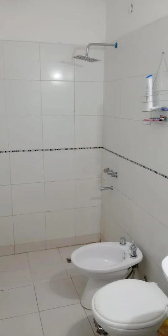 CASA EN ALQUILER ZONA DONATO ALVAREZ 3