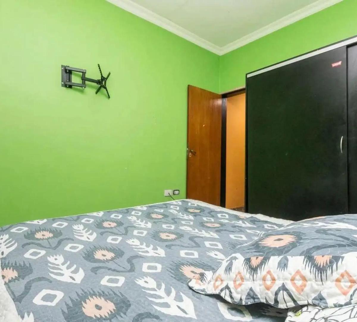Venta Depto 3 Amb en Misiones Al 1000 (San Jose - Temperley) 4