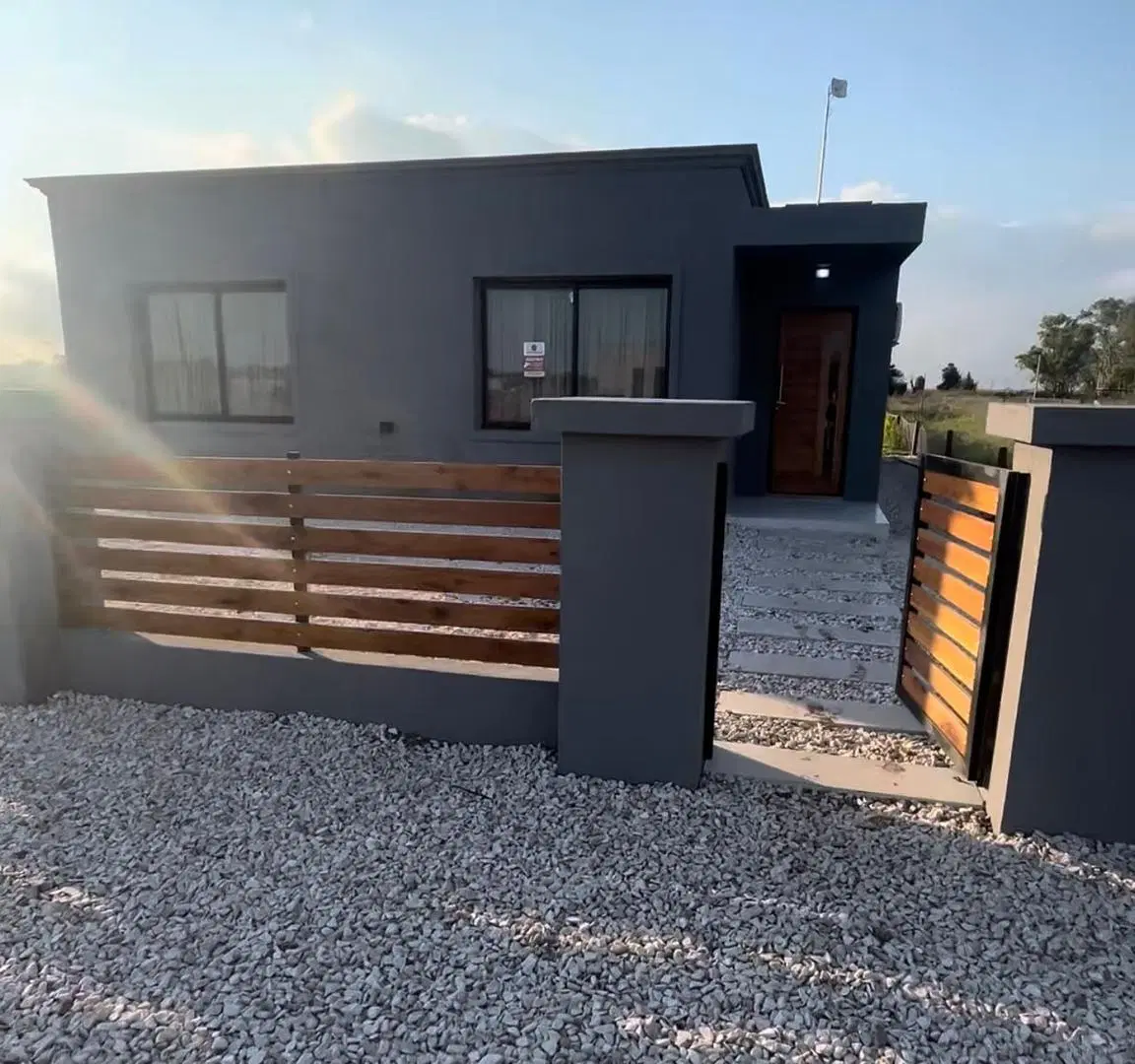 Casa Quinta de 3 Ambientes - Barrio Las Perdices 1