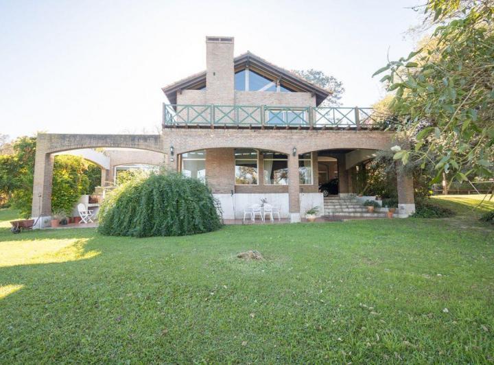 SE VENDE HERMOSA CASA EN CLUB NAUTICO UBAJAY 4