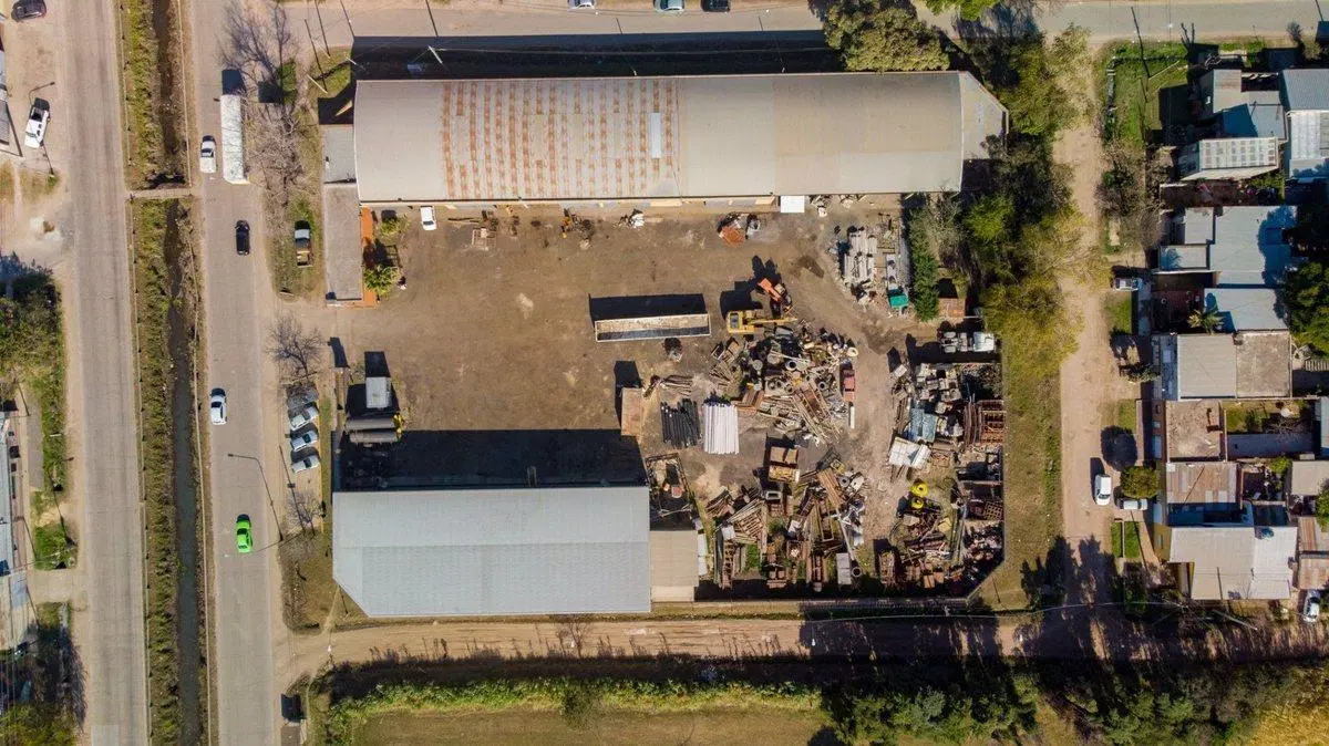Terreno- Galpón en venta de 5700 m2 apto depósito 3