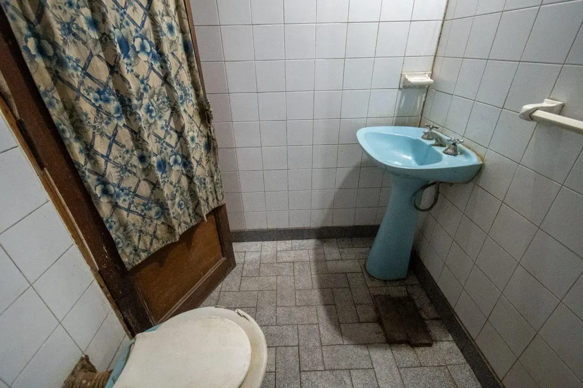 VENTA CASA A REFACCIONAR EN MONTE VERA 4
