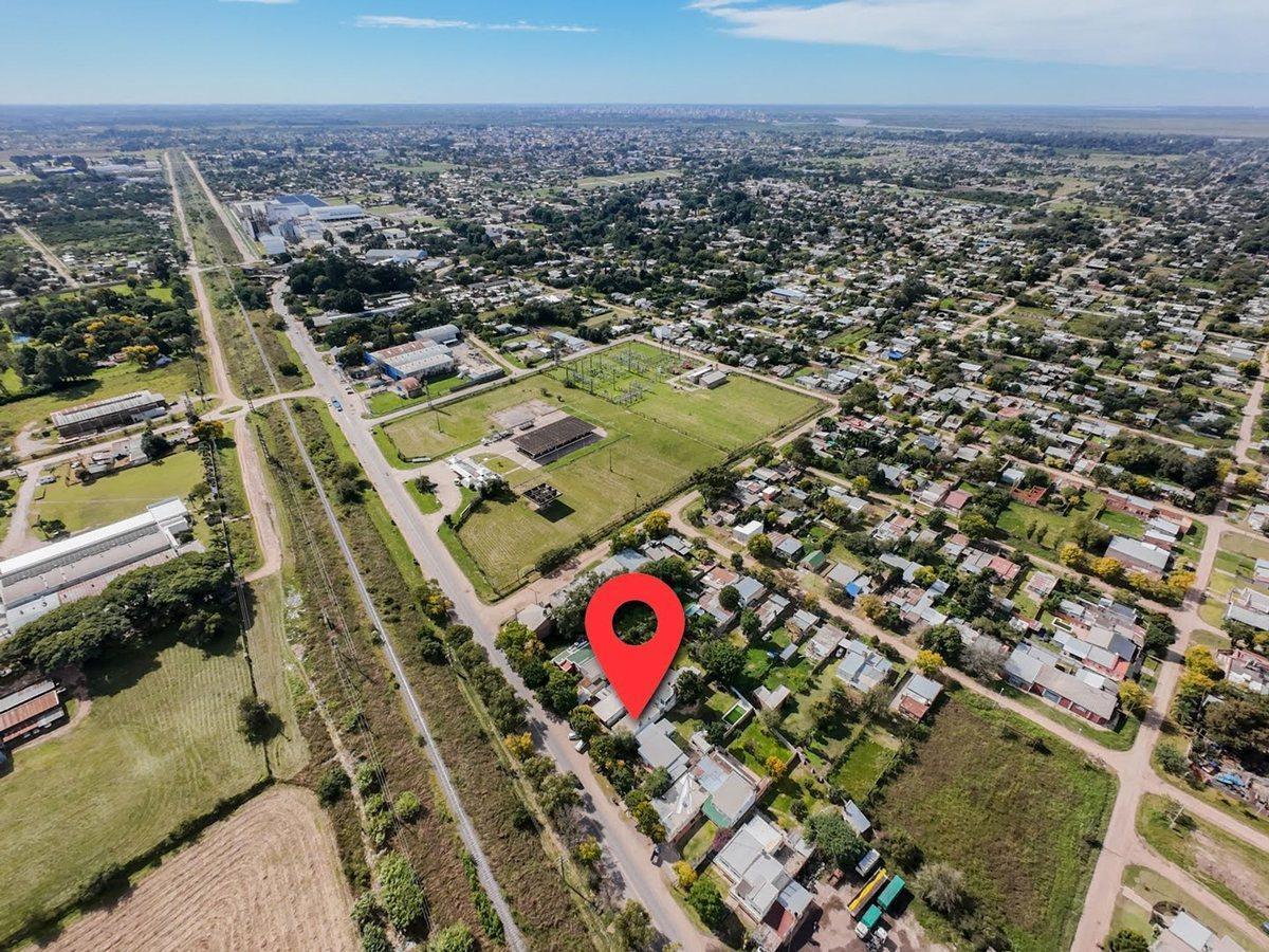 VENTA INMUEBLE CON 6 DEPARTAMENTOS - RUTA 11