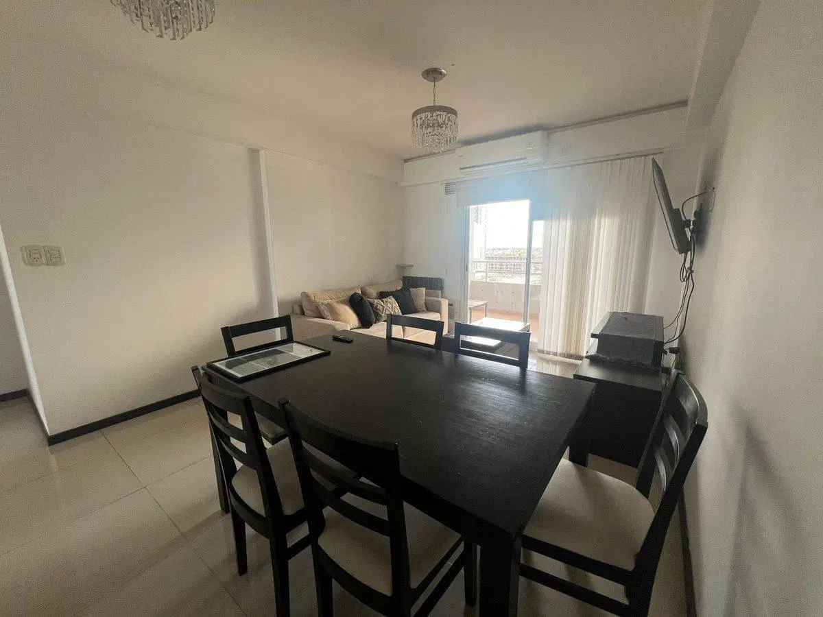 DPTO 2 DORM Y COCHERA BOULEVARD Y SAN LUIS 3