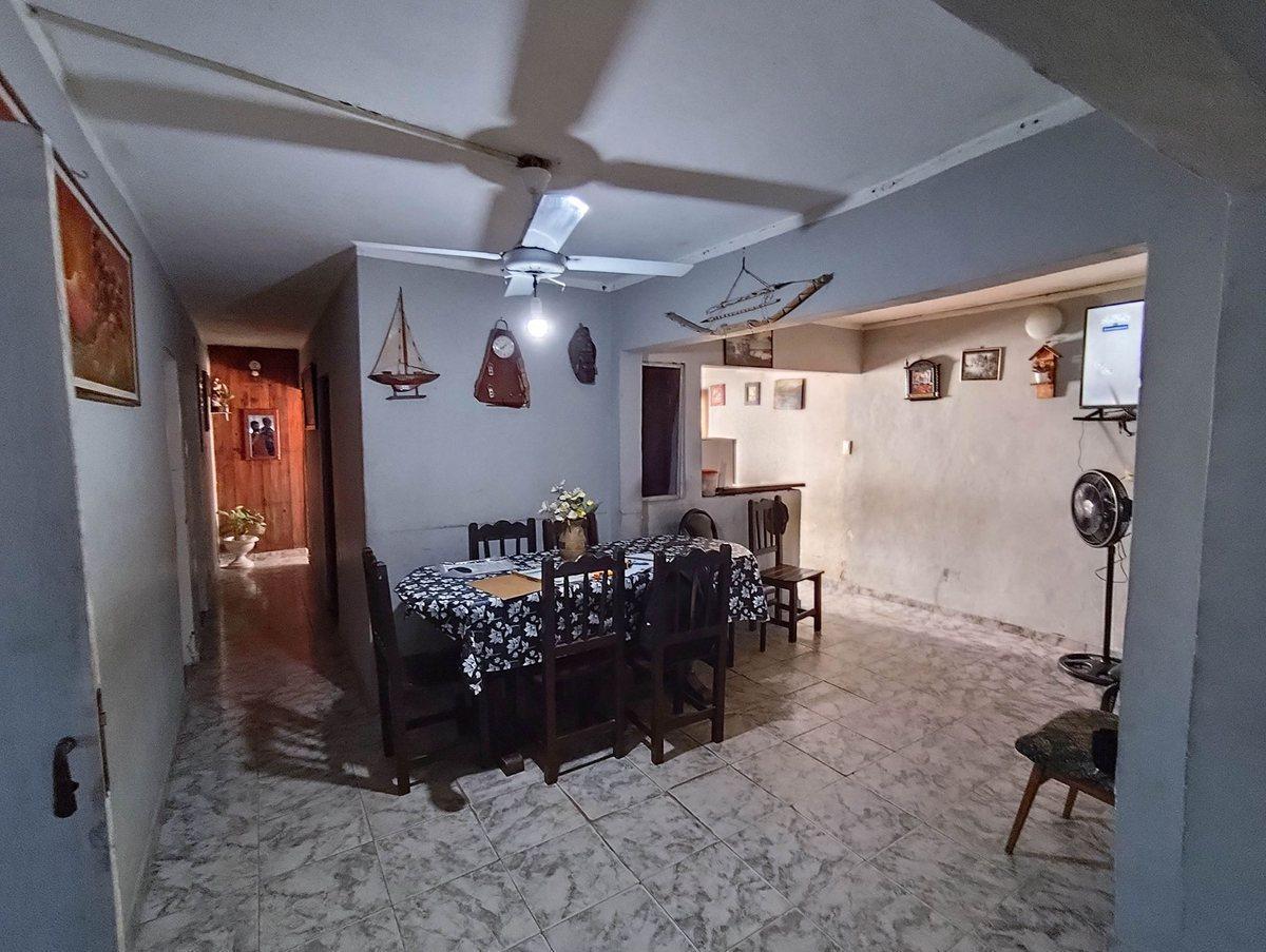 2 CASAS EN VENTA + GALPÓN  - A METROS DE PEÑALOZA