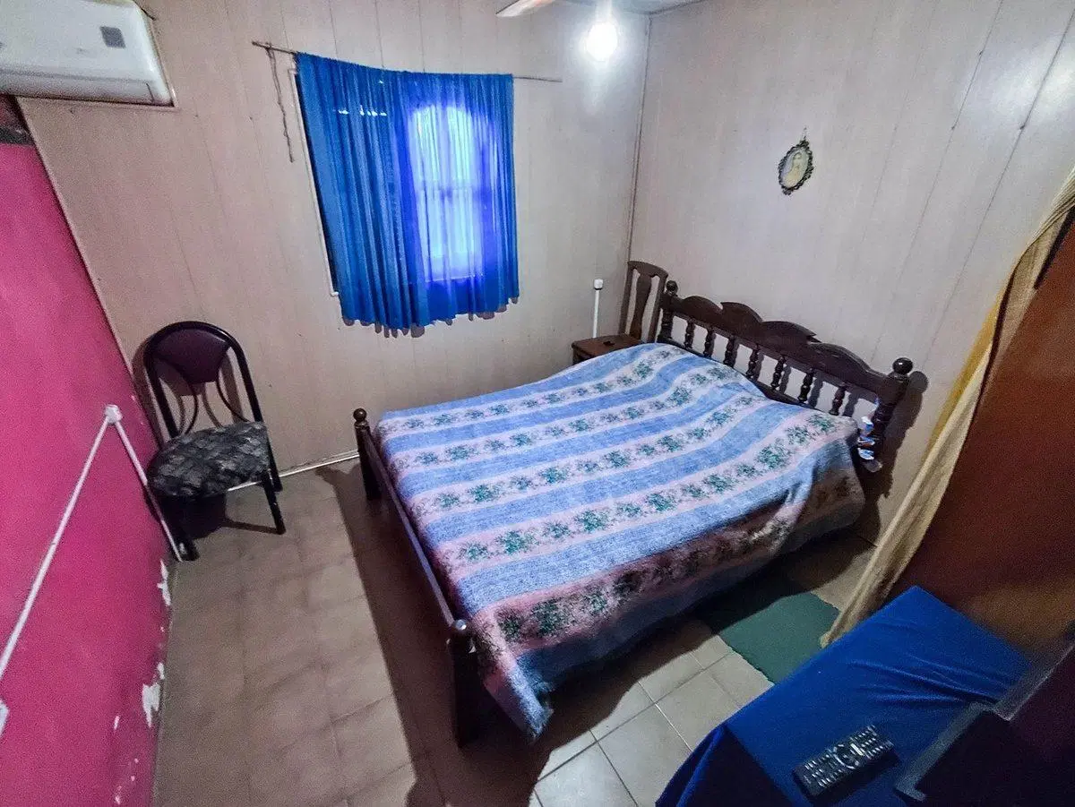2 CASAS EN VENTA + GALPÓN  - A METROS DE PEÑALOZA 4
