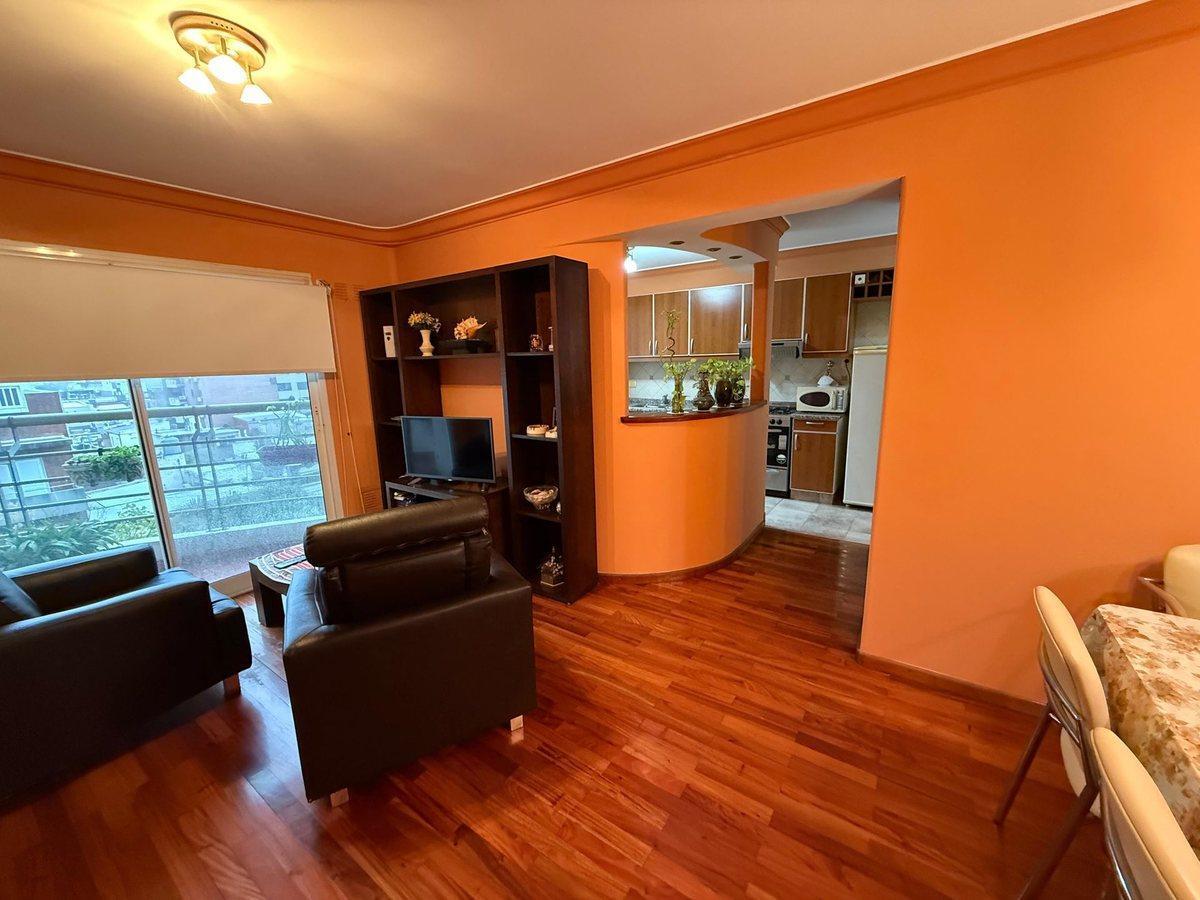 Foto de VENTA DPTO 2 DORM Y 2 BAÑOS B°CONSTITUYENTES, imagen 4