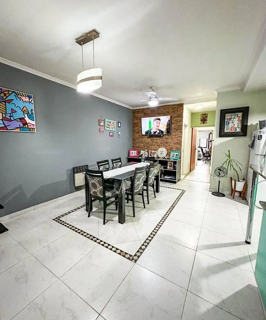 VENTA CASA 3 DORM C/COCHERA Y PILETA B° SAN MARTÍN 5