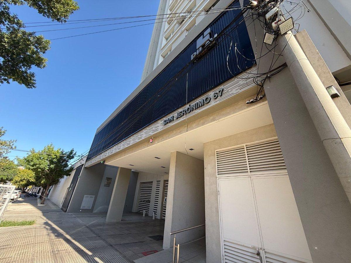Cochera en venta en Edificio San Jerónimo 67