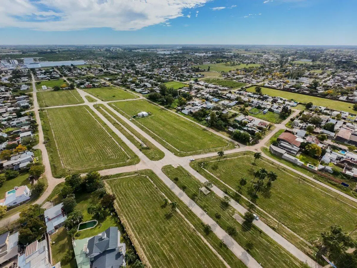 TERRENO EN VENTA LOTE 25 EN "BRISAS DE LUJÁN" 4