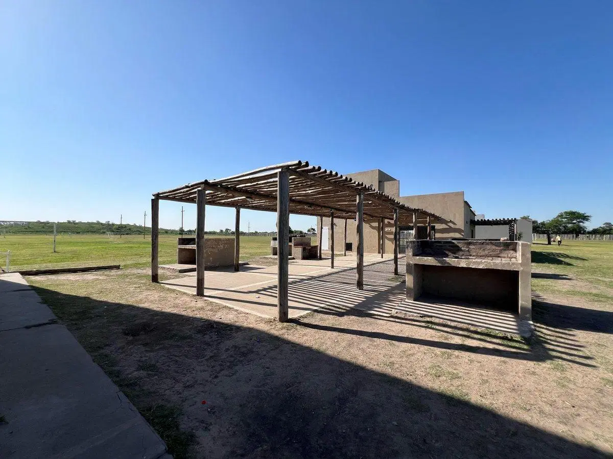 VENTA PREDIO - CANCHAS DE FUTBOL 10 HECTAREAS 4