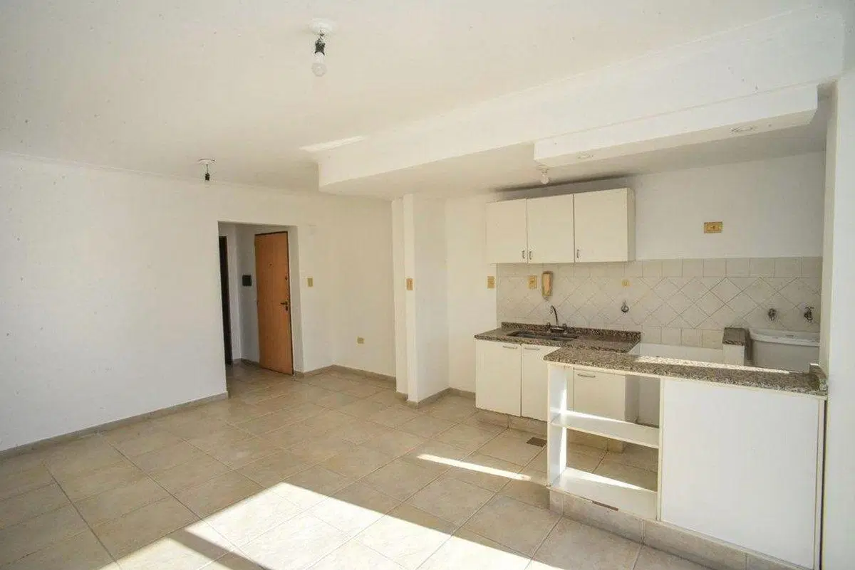VENTA DPTO 1 DORM Y COCHERA ZONA LEGISLATURA 3