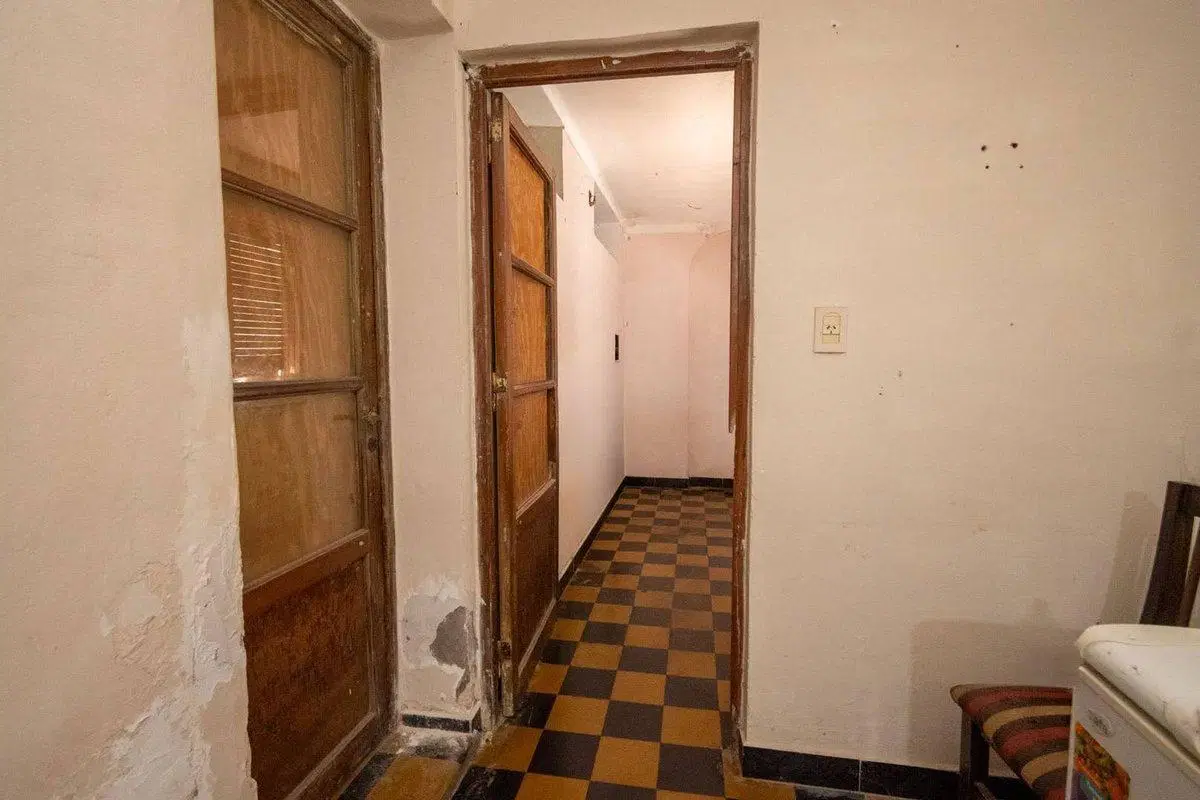 VENTA CASA 3 DORM A REFACCIONAR - AV. GRAL LOPEZ 4