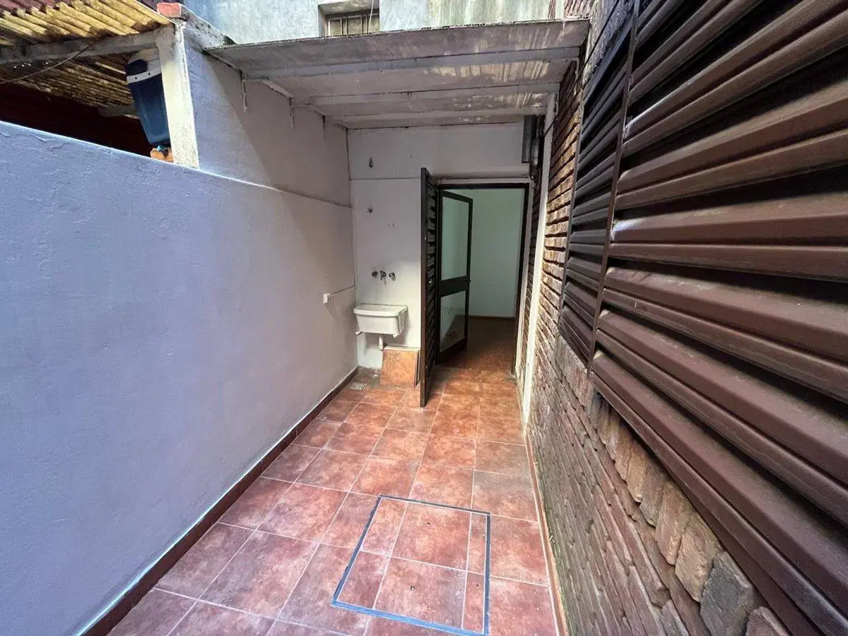 VENTA DPTO 1 DORM EN PLANTA BAJA - B°CANDIOTI SUR 8