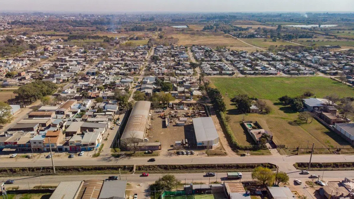 Terreno- Galpón en venta de 5700 m2 apto depósito 3