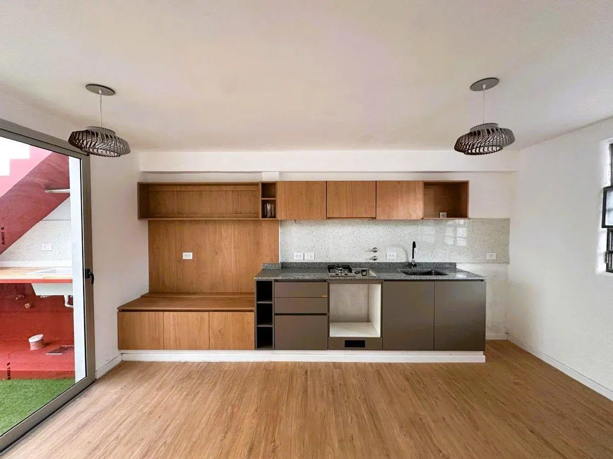 VENTA CASA INTERNA 2 DORM -  B° Constituyentes 2