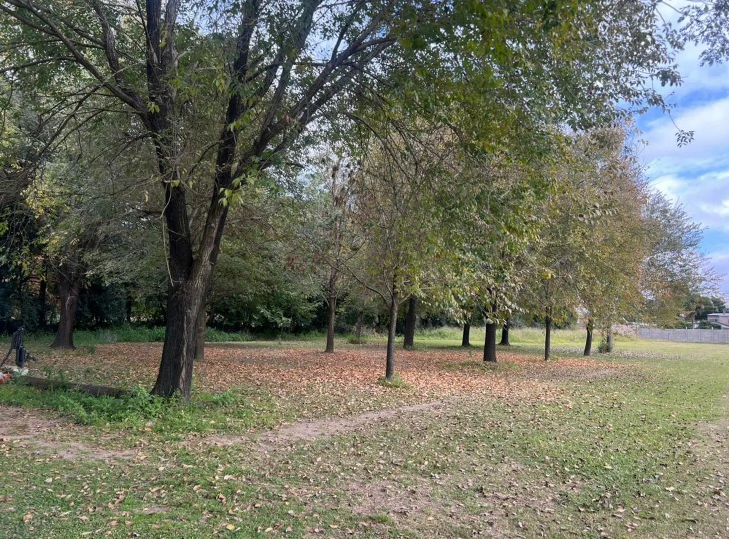 LOTE DE 373m2 EN VENTA EN SAUCE VIEJO 2