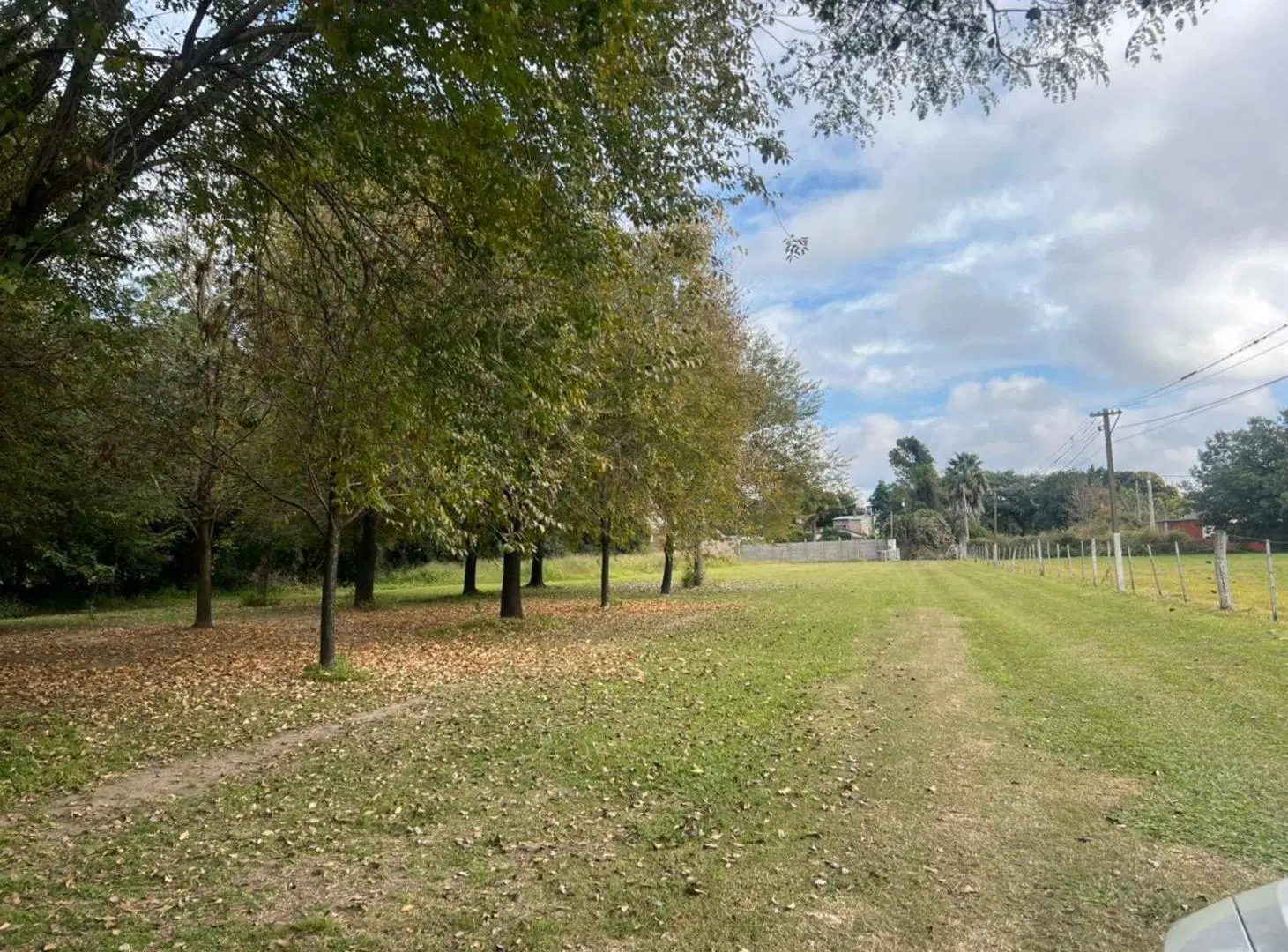 LOTE DE 373m2 EN VENTA EN SAUCE VIEJO 4