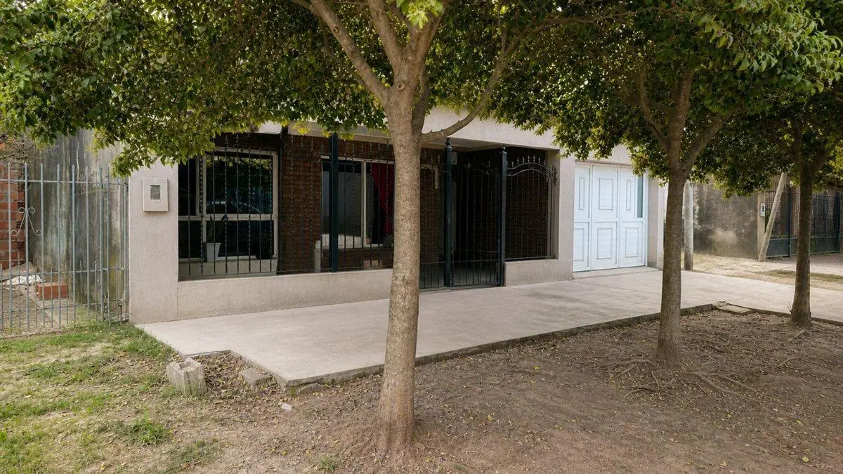 Casa en venta en Recreo, 3 dorm. patio y cochera 5