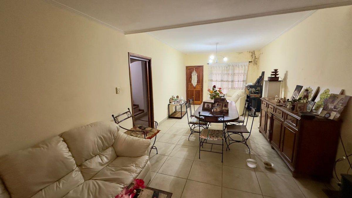 Foto de CASA CANDIOTI NORTE 3 DORMITORIOS Y COCHERA, imagen 5