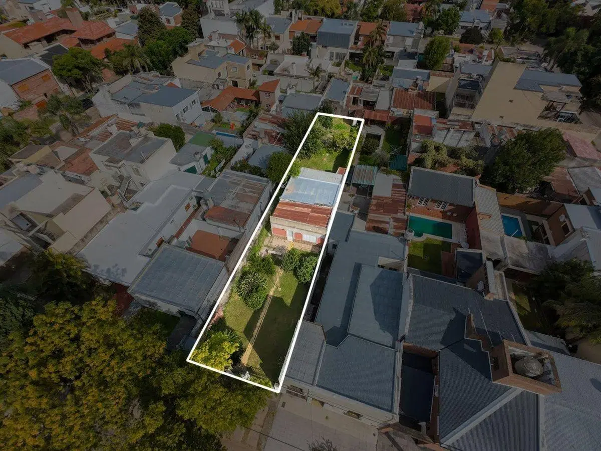 TERRENO CON CASA A DEMOLER EN GUADALUPE ESTE 457m2 5