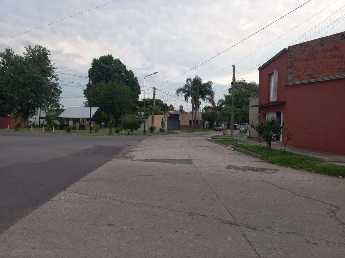 VENTA CASA 2 DORM Y COCHERA EN M° SELVA 3