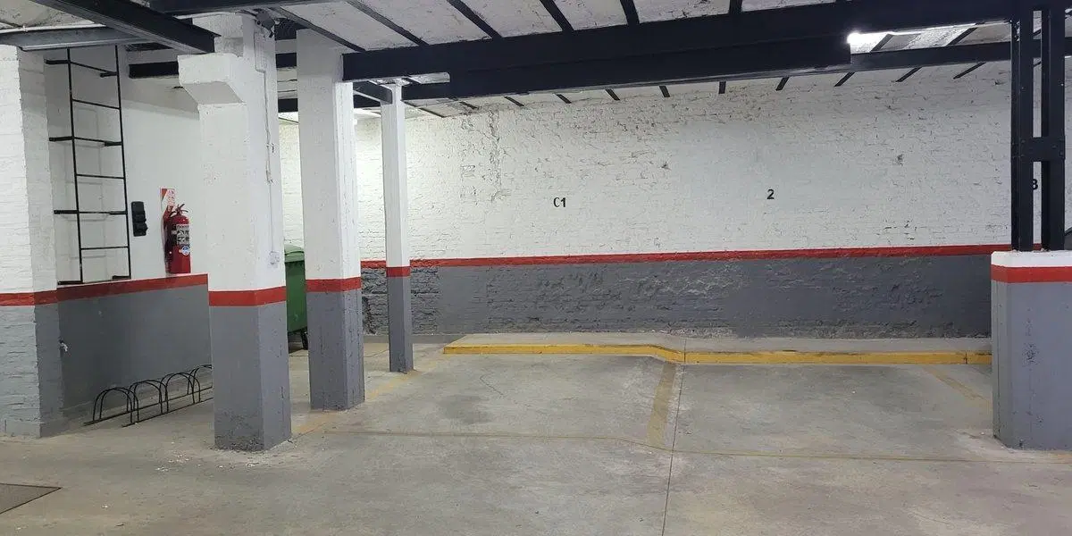 VENTA COCHERA EN MICROCENTRO 4