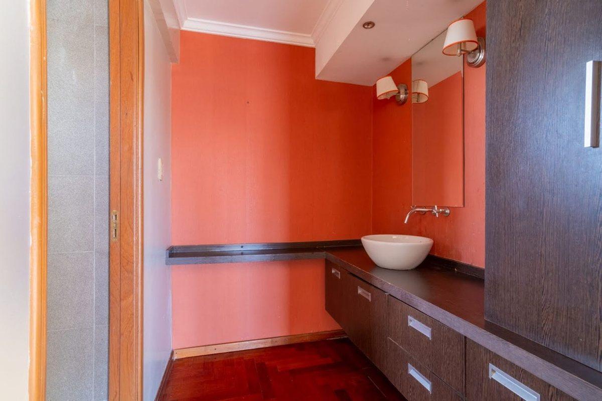 Foto de VENTA PISO 3 DORM. B° CONSTITUYENTES CON COCHERA, imagen 2