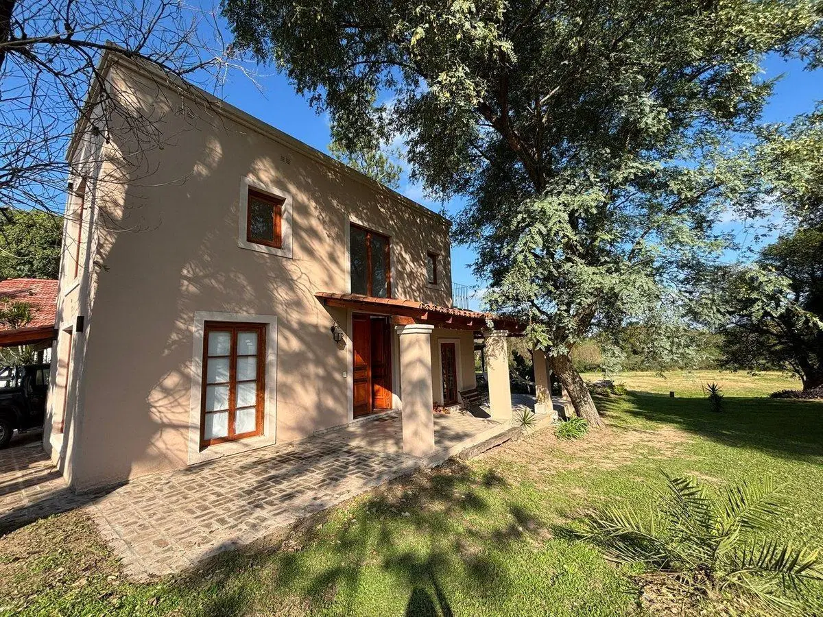 HERMOSA CASA MODERNA EN COUNTRY UBAJAY 4
