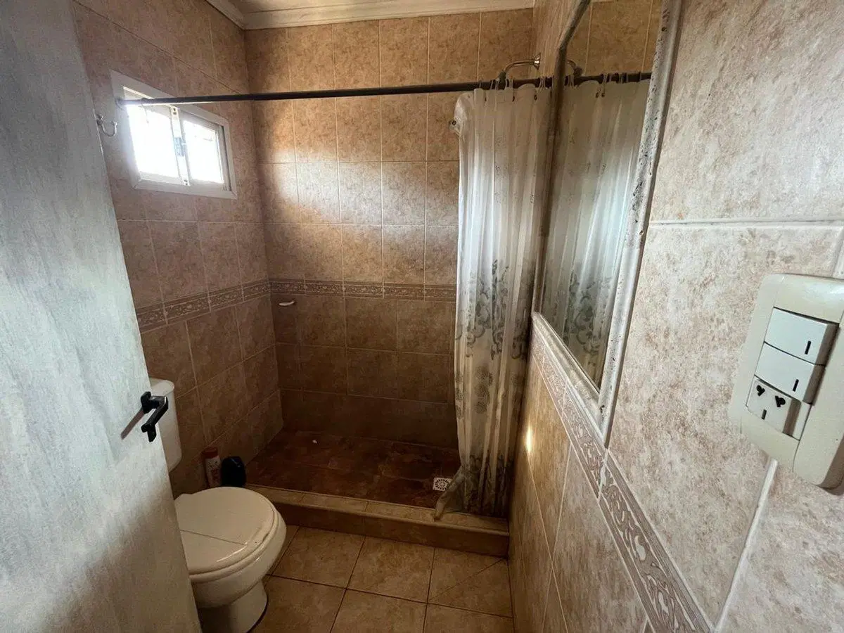 Venta casa con dos viviendas independientes 8