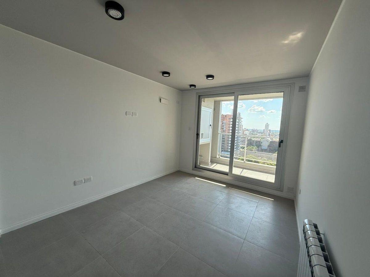 Foto de VENTA | 1 dorm, cochera y amenities | DUOMO CENTRO, imagen 3