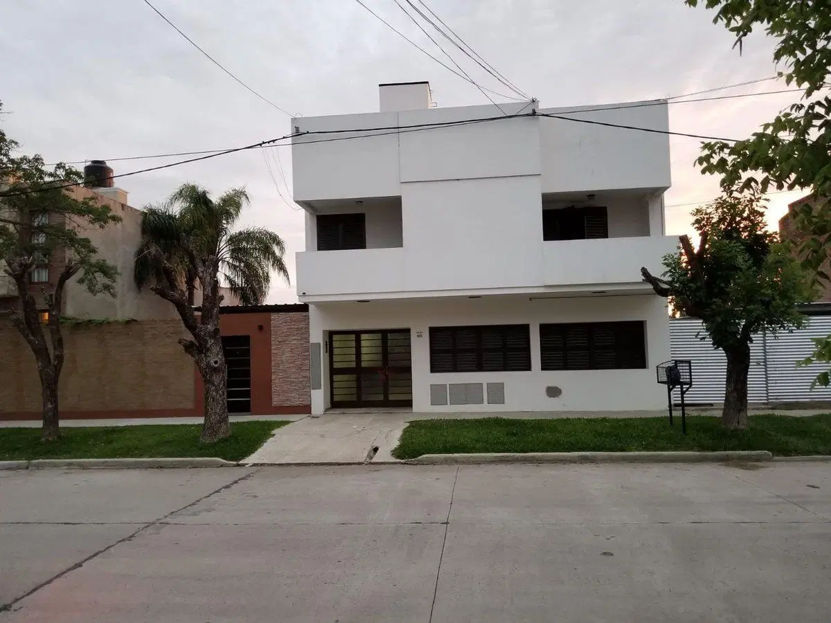VENTA EDIFICIO DE 4 DEPARTAMENTOS 2