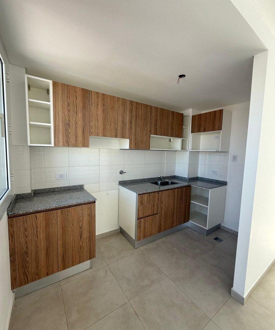 Foto de VENTA DEPTO 1 DORMITORIO - TORRE JULIA - DUBNER, imagen 3